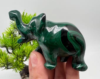 マラカイトの象の置物　パワーストーン Malachite Elephant Figurine: Natural Stone Pendant, Vintage Home