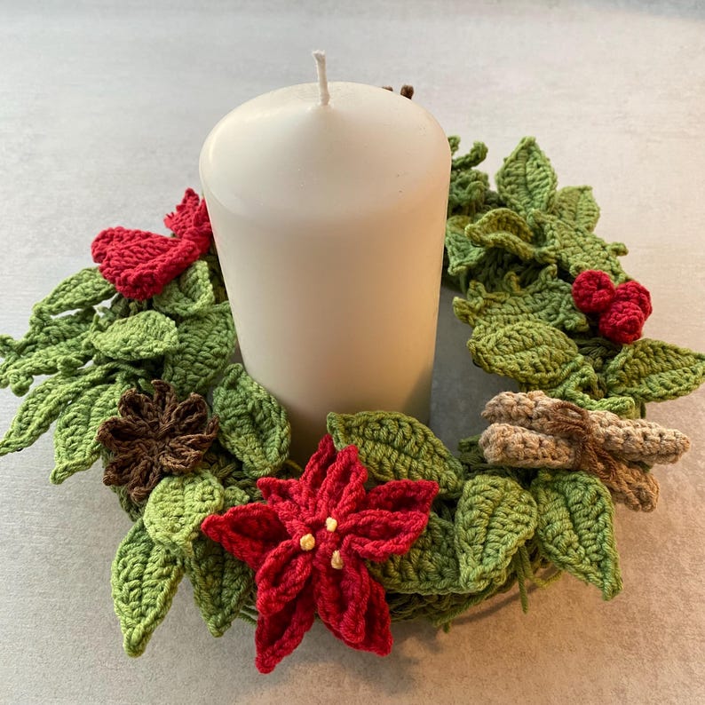 Christmas Wreath Crochet Pattern Holiday Ornaments DIY (PDF Pattern