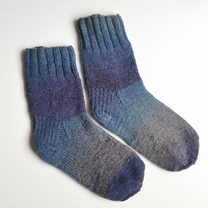 Woolen socks Organic Winter Hiking Thermal Ankle Sliper Warm Thick Wool Handmade Holiday Men Socks Size US 5,5 /EU 37 /UK 4,5 Colorful Gift