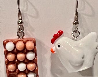 Pendientes de resina con forma de gallina y huevo: Joyas de comida novedosas