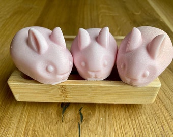 3 niedliche Seifen rosa in Hasenform, in Tüte verpackt, Tierseife, Hase, Ostern 3xca 40 Gramm, Osternest