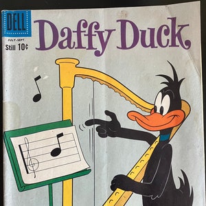 Daffy Duck No. 22 July-Sept 1961 Silver Age Dell Comic VERY GOOD CONDITION