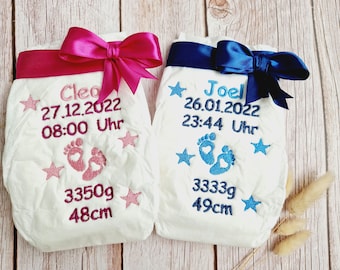 Bestickte Windel Füßchen mit Geburtsdaten zur Geburt, Sterne, Junge, Mädchen