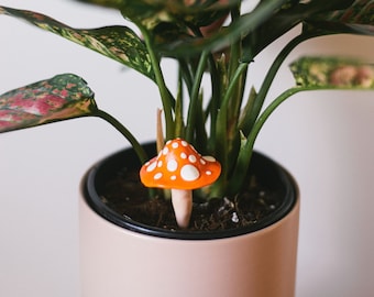 Orange Mushroom Plant Stake, Polymer Clay, Plant Decoration, Plant Lover Gift, Terrarium, Garden Decor, Assorted Sizes