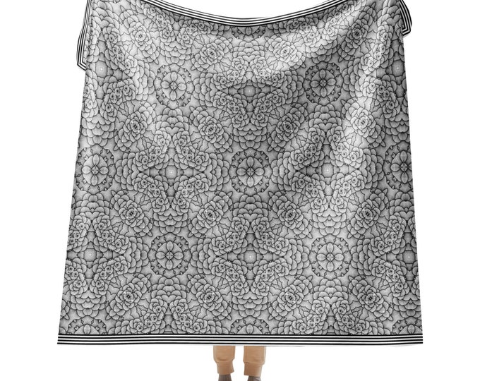 Cosmic Flower Fractal design blanket, 80 x 60 inches