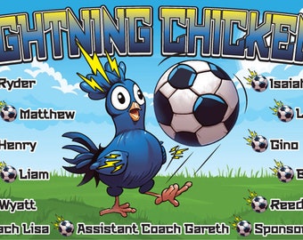Puede incluir: Un pollo de dibujos animados azul con rayos en la cabeza patea un balón de fútbol. El texto "LIGHTNING CHICKENS" está en la parte superior de la imagen. Los nombres de los jugadores están listados en los lados izquierdo y derecho de la imagen. El texto "Coach Lisa", "Assistant Coach Gareth" y "Sponsor: OASIS" está en la parte inferior de la imagen.
