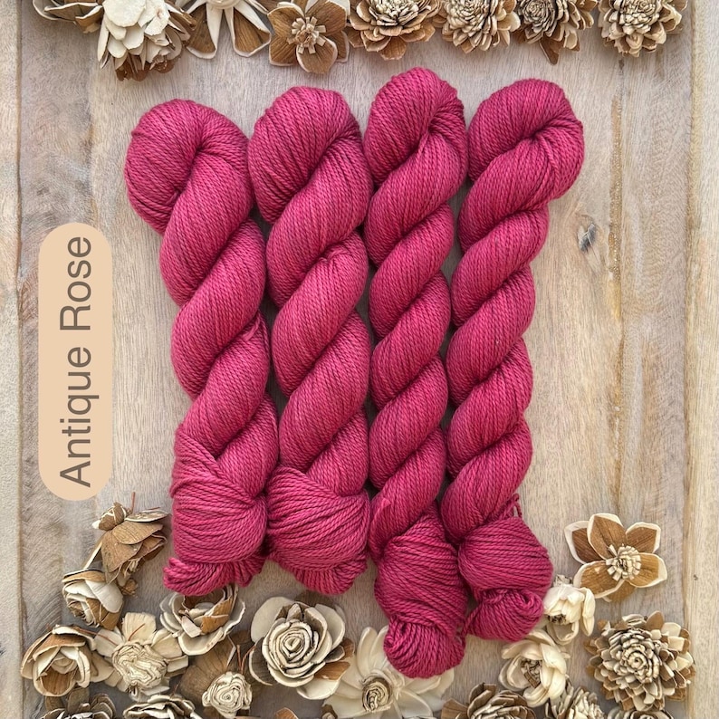 Fil de coton Pima DK biologique teint à la main • Coloris uniques Antique Rose