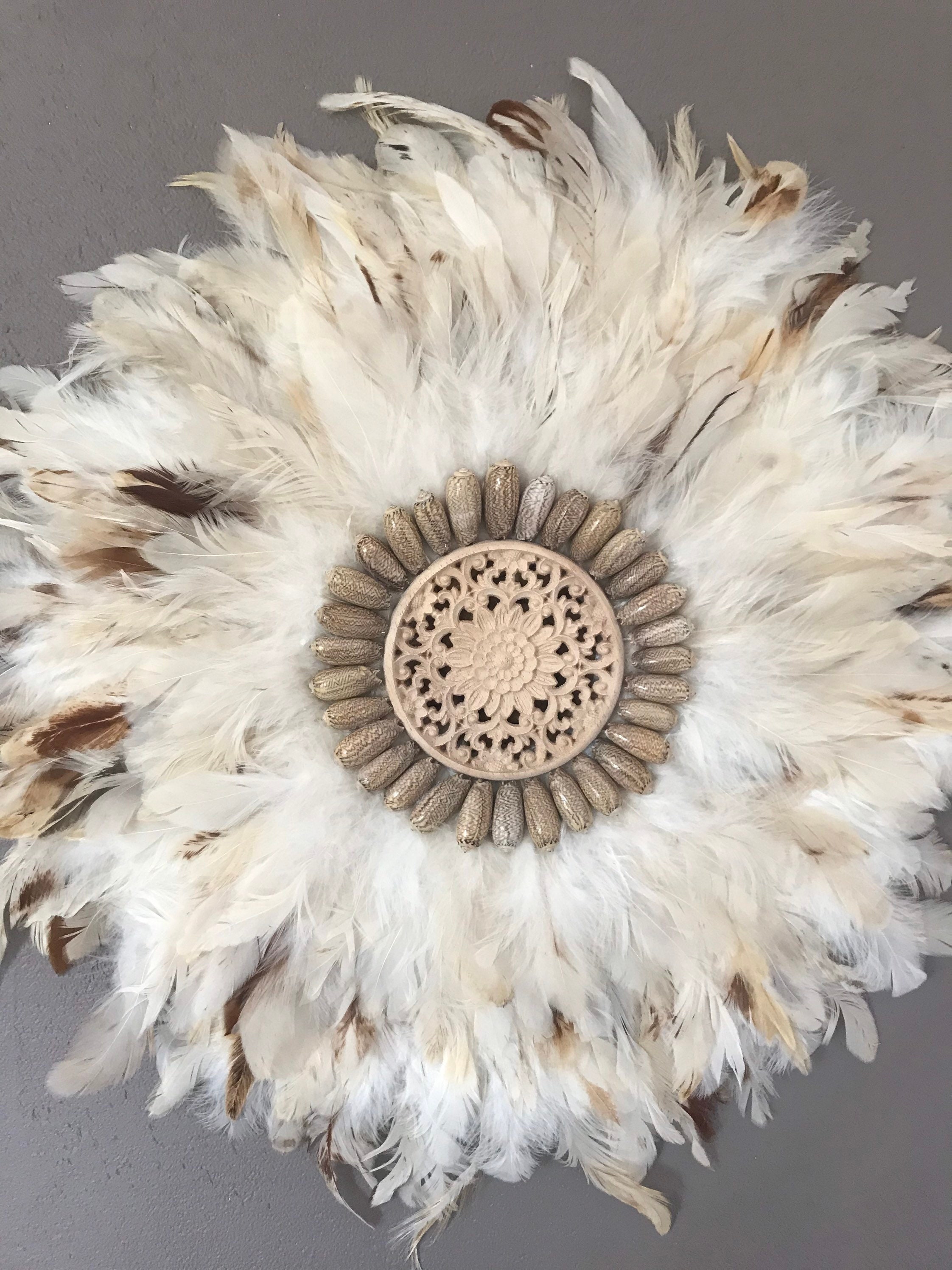 Juju Hat Pour Une Décoration Murale Ethnique Diamètre 45-50cm Plumes, Coquillages et Bois Sculpté, A