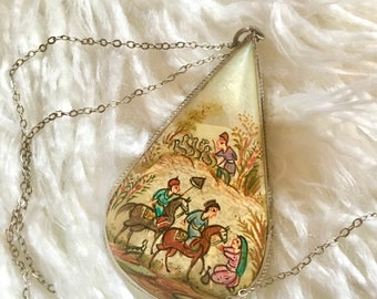 Hand painted Shell necklace