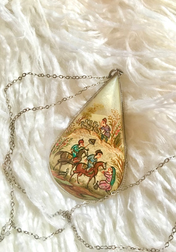 Hand painted Shell necklace
