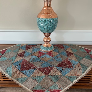 Elegant silk Termeh tablecloth           ترمه ابریشم زر بافت
