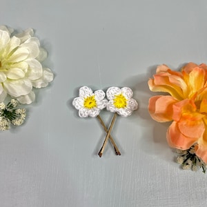 Micro-Crochet Daisy Hair Pins | Hair Pin | Decorated Hair Pin | Bobby Pin | Daisy