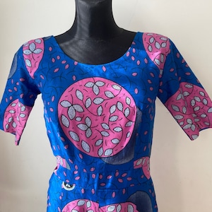 Tuta vintage in cotone hippie anni &#39;70 / Blu / Rosa Geometrico Pattern Boho Disco Overall w / Flare Bottoms / Tuta da gioco monopezzo su misura / S-M