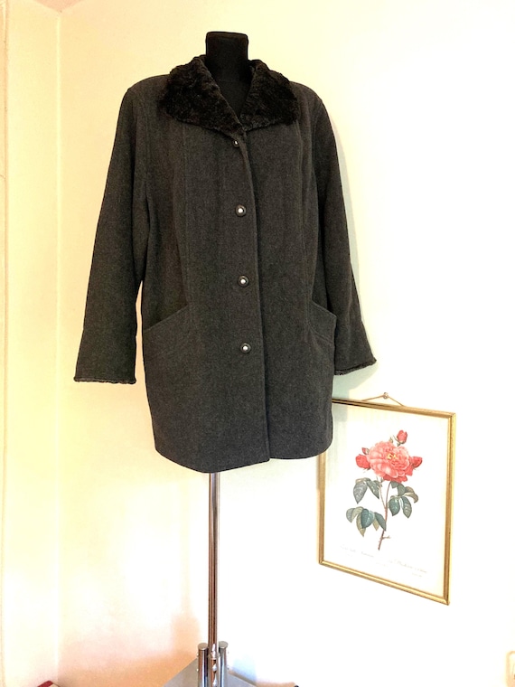 Vintage 70s Cashmere/wool Coat by Köhler & Krenzer | Soft Collared