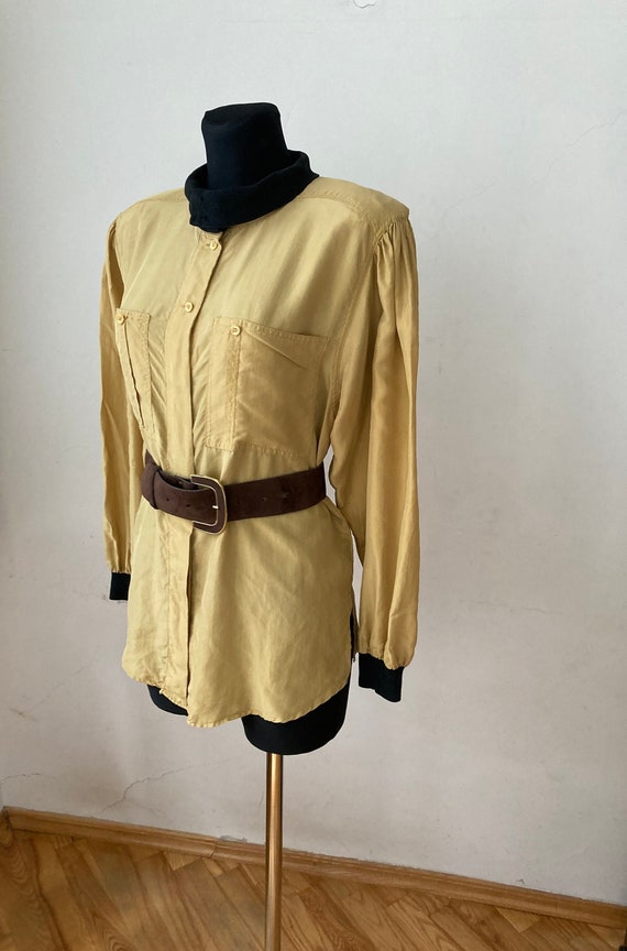 Vintage 100 % Pure Silk Blouse by Anny N | Light Golden Yellow Top | Button Down Long Sleeves Shirt | Bishop Sleeves | DE38 or M