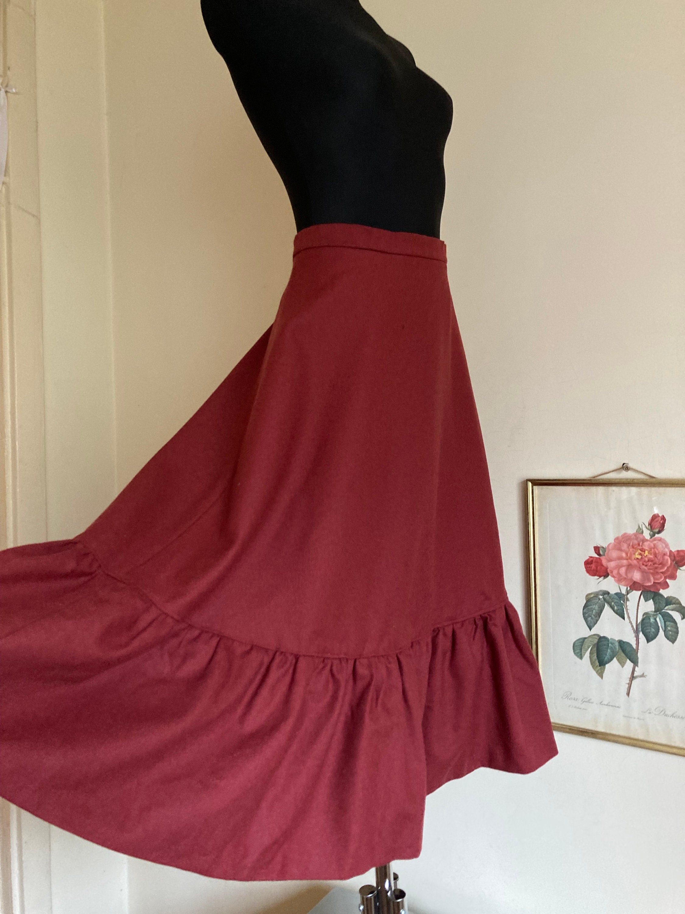 Vintage 60s Wool Skirt in Burgundy Red bordeaux W ruffle Hem Elegant A Line Warm Skirt High Waist Circle Skirt Fits DE 40 L US10 Etsy UK