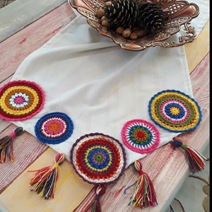 Tischläufer,Tischläufer,gehäkelter Tischläufer,Mandala Läufer,Weihnachtsgeschenk,Geburtstagsgeschenk,Muttertagsgeschenk,handgemacht,bohem