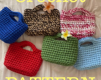 Chunky Crochet Handbag Pattern: Mini Top Handle Purse (PDF Pattern)