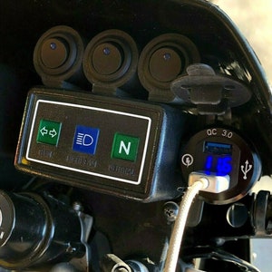 Yamaha TW200 12v USB / voltmeter / tuimelschakelaarmontagepaneel, 4 maten, geen stopcontact