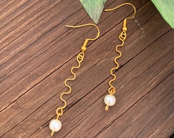 Modern pearl earrings, dainty gold pearl earrings, gold abstract earrings, hypoallergenic pearl earrings, delicate gold earring dangle, gift