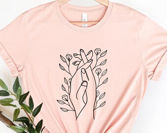 Floral Woman Hands Shirt, Wildflowers Shirt, Hands Line Art, Floral Shirt, Hands with Wildflowers Shirt, Line Art Shirt, Minimalist Shirt
