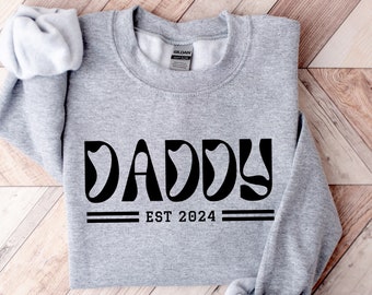 Daddy Est Personalized Shirt, Personalized Dad Shirt, New Dad Shirt, New Dad Gift, Custom Dad, Pregnancy Announcement Shirt, Gift for Dad