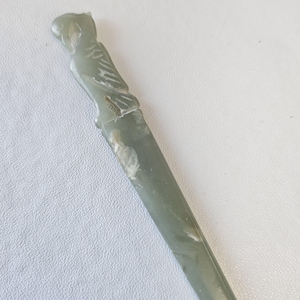 20 cm Natural Jade Hair Stick | Vintage Collectible | Delicate Korean Hairpin