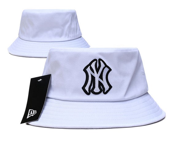 Kith and New Era for New York Yankees Plaid Bucket Hat at 1stDibs