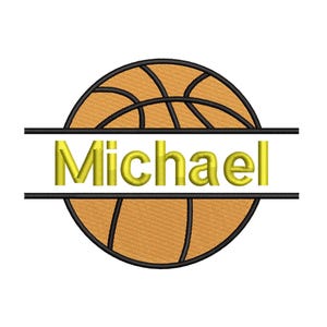 Könnte beinhalten: Ein orangefarbenes Basketball-Design mit schwarzen Linien und dem Namen "Michael" in Gelb. Der Name wird in einem schwarz umrandeten Banner auf weißem Hintergrund angezeigt.