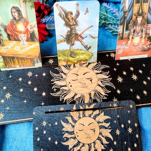 Tarotkaarthouder met zon voor 3 Tarot-, Lenormand- of Orakelkaart, kaarthouder, tarotaccessoires, hekserijwaarzeggerij