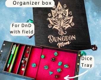 Scatola per dadi personalizzata con vassoio per lanciare dadi per DnD "Dungeon mom", scatola da gioco Dungeon and Dragons in legno con incisione personalizzata, gioco di ruolo da tavolo