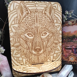 Tarot card holder with wolf for Tarot, Lenormand or Oracle card, card holder, tarot accessories,witchcraft divination tools, altar stand