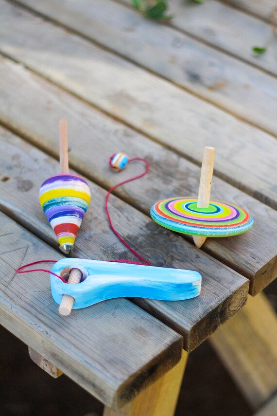 Different Types Of Spinning Tops