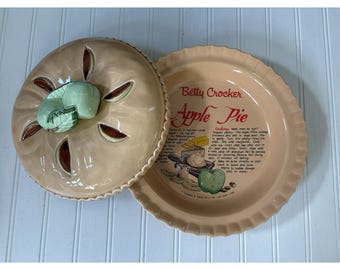 Vintage Betty Crocker Ceramic Apple Pie Recipe Plate & Cover Lid