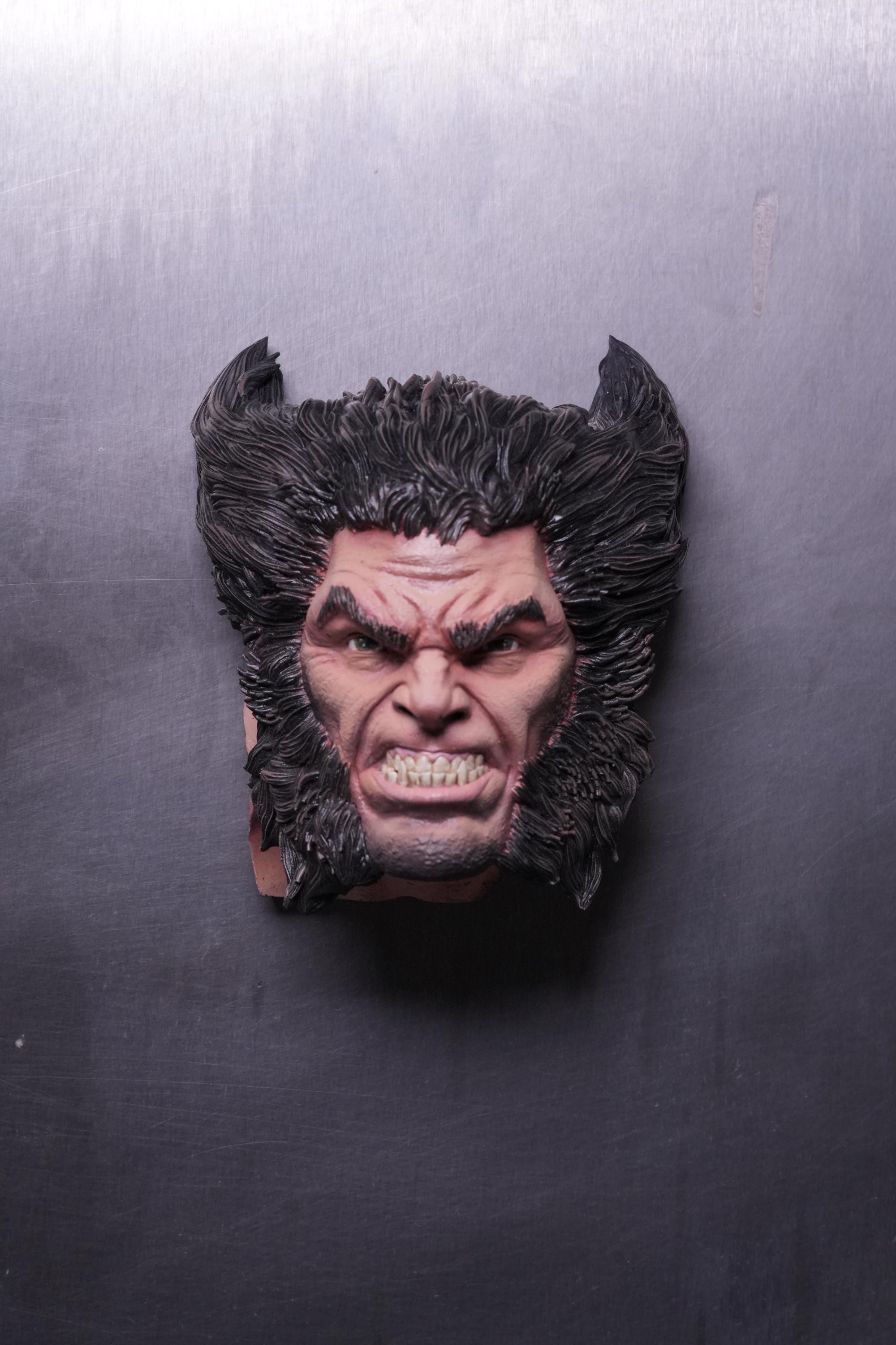 Handcrafted Wolverine Head Magnet – Unique 3D Printed Note Holder