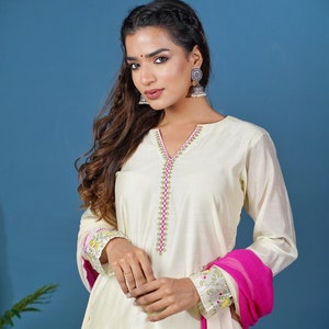 ENSEMBLES KURTA/ Kurta brodé jaune/ Kurti long/ Robe jaune/ Robe décontractée/ Robe Chanderi/ image 6