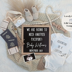 We hebben nog een digitale zwangerschapsaankondiging nodig | Reizen Baby Thema | Bagage | Idee voor sociale media-aankondiging | Avontuur