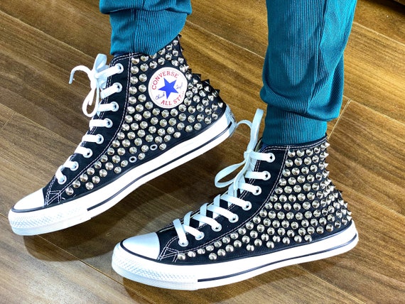 Converse montantes cloutees converses montantes cloutees noires chaussures Converse cloutees converse cloutee personnalisee Etsy France
