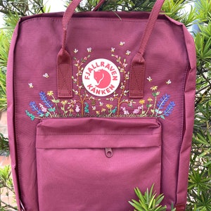 Floral Embroidered Fjallraven Kanken Backpack, Embroidered Kanken Backpack, Fjallraven kanken embroidery design flowers