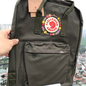 Embroidered Fjallraven Kanken, Hand Embroidery on Fjallraven Kanken Backpack with Flowers, Custom Kanken Embroidery on Fjallraven Backpack
