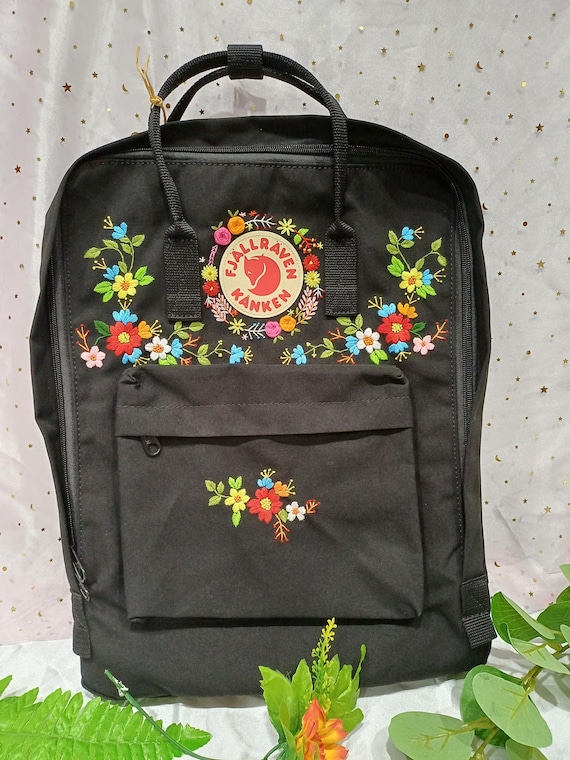 Fjallraven Kanken Black Backpack with Floral embroidery Sunflower Embroidered Kanken Backpack, Dandelion, Small  main image 4