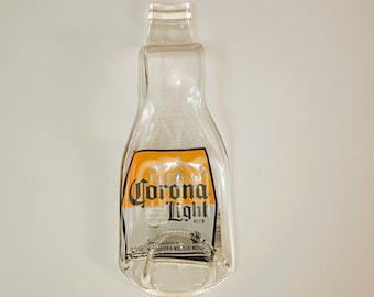 Con descuento: botella ligera Corona aplanada, cenicero para puros, reposacucharas, etc.