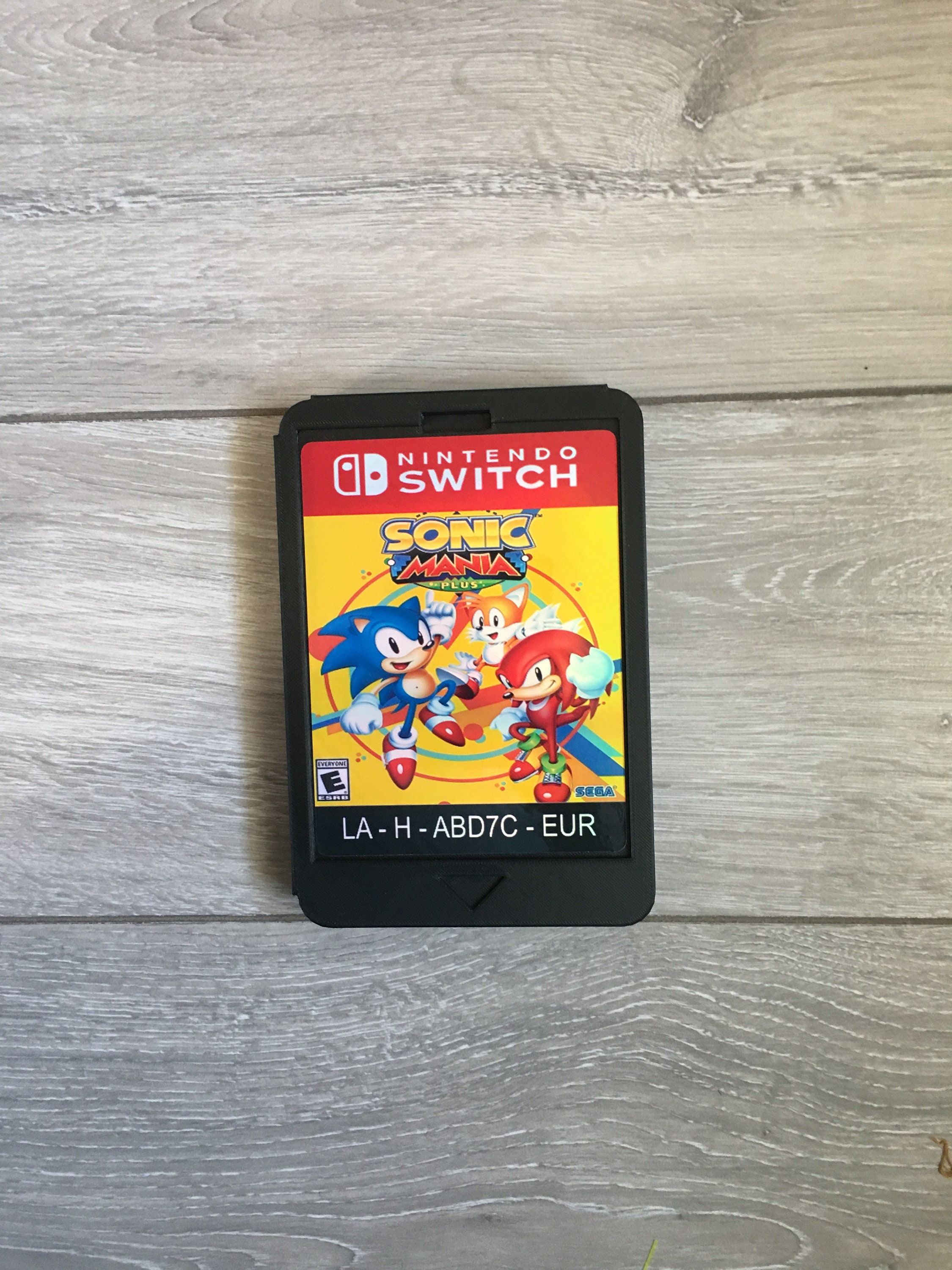 ソニックマニアプラス、巨大サイズのニンテンドースイッチ