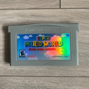 巨大サイズの GBA カートリッジ、スーパーマリオワールド、アドバンス 2。ゲーム ルームの壁の装飾やディスプレイに欠かせません。