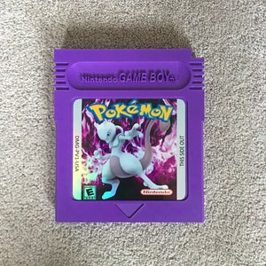 ポケモン パープル ミュウツー 巨大サイズ 任天堂 ゲームボーイ カートリッジ。ゲームルームの壁の装飾/ディスプレイに最適なギフトアイデア。