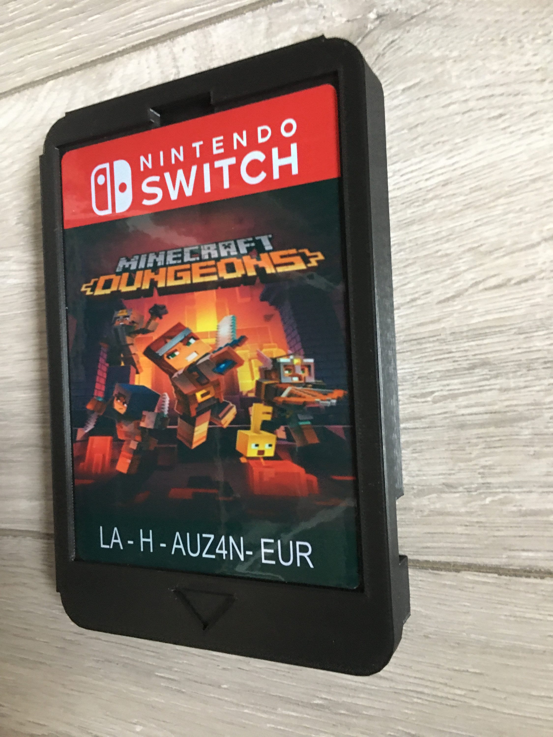 Is minecraft dungeons store on nintendo switch