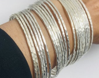 Set of 7 Bangles, Hammered Bangles, Stacking Bracelets, Semanario Bracelet, 7 Day Bangles, Thin Sparkly Silver Bangles Silver Bracelet Set