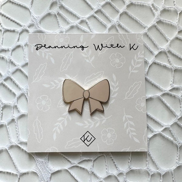 Bow Enamel Magnet | Planner Magnet | Beige and Gold Delicate Bow Planner Magnet