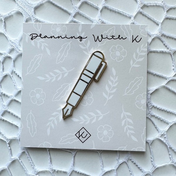 Fountain Pen Enamel Magnet | Planner Magnet | White with Gold Fountain Pen Planner Magnet