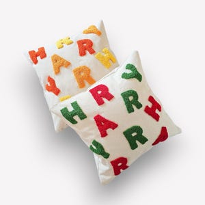 Coussin personnalisé avec nom coloré et aiguille à poinçonner, coussin avec lettres personnalisées 18x18